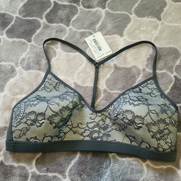 lululemon athletica Other - Lululemon Live In Lace Bralette NWT